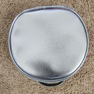 Silver Metallic Women's Accessory Case